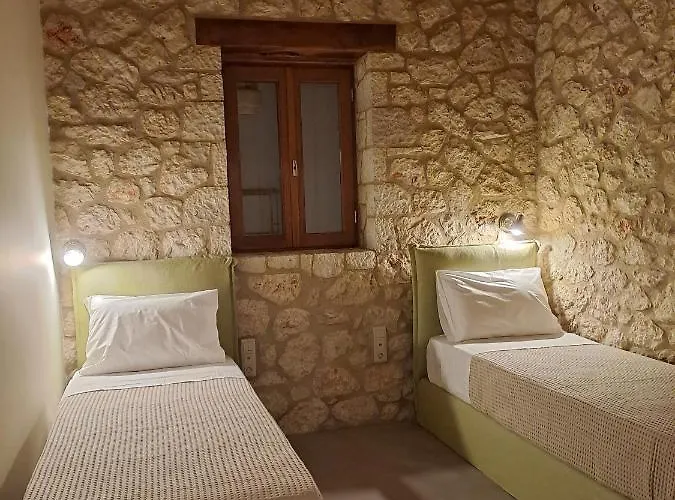 Melivaroni * Tsoukaládhes